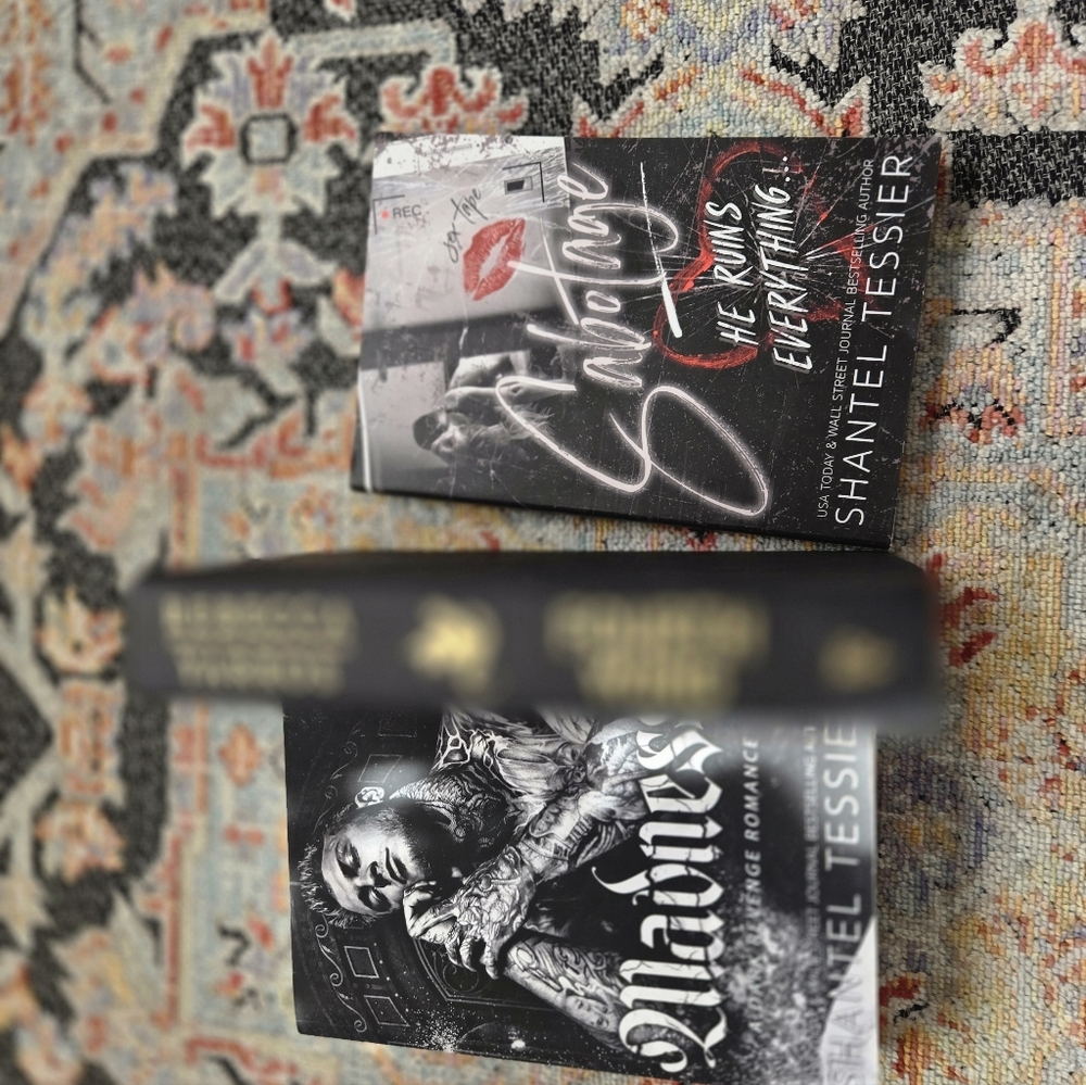 Shantel Tessier Book Set And Hardback Of Fourth Wing ( Minus Book Jacket)